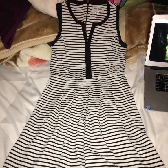 cue black and white dress